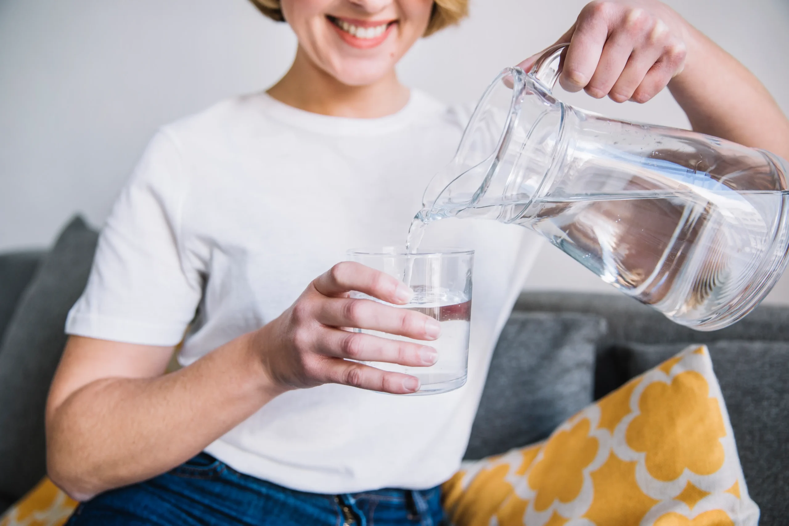 ¿El agua con gas sube la tensión arterial? Mitos y realidades sobre la carbonatación.